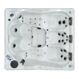 The Empress Hot Tub by Royal Spa