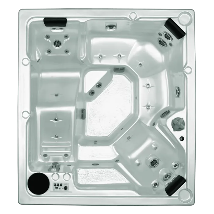 The Royal Hot Tub by Royal Spa