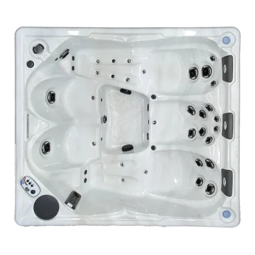 The Empress Hot Tub by Royal Spa