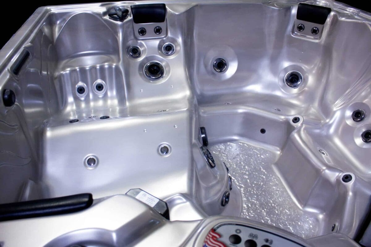 7 Person Hot Tub Made In The USA The Emperor By Royal Spa