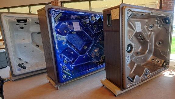 Copyright 2013     Ry Lickliter hot tubs scratch dent e1750778641715